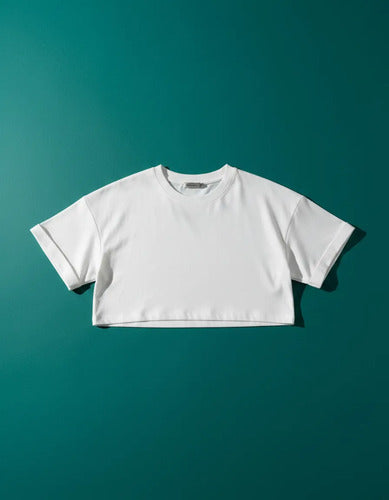 Cropped Feminino Oversized T-shirt Feita Com Malha Suedine