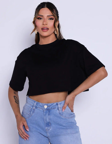 Cropped Feminino Oversized T-shirt Feita Com Malha Suedine