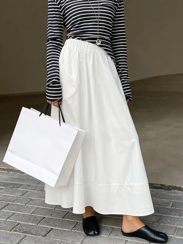 Saia Midi Evasê Feminina Com Bolsos Laterais
