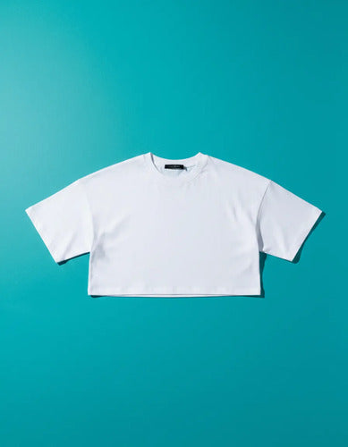 Cropped Feminino Oversized T-shirt Feita Com Malha Suedine