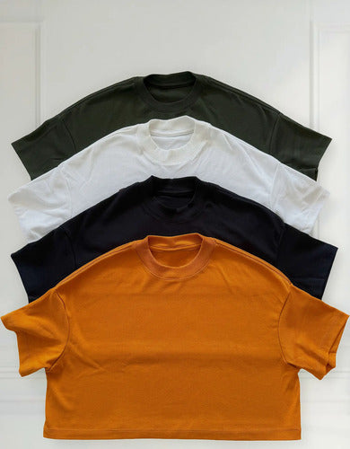 Cropped Feminino Oversized T-shirt Feita Com Malha Suedine