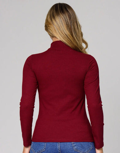 Blusa Cacharrel Segunda Pele Gola Alta Confortável Casual