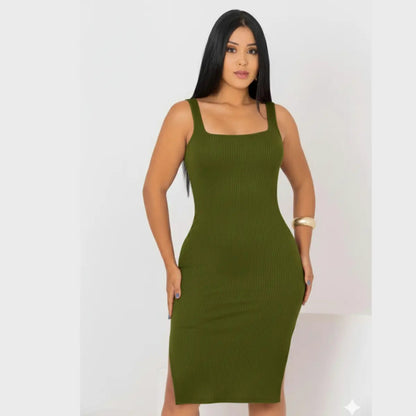 Vestido Midi Canelado Premium Com Alça E Fendas Casual Básico