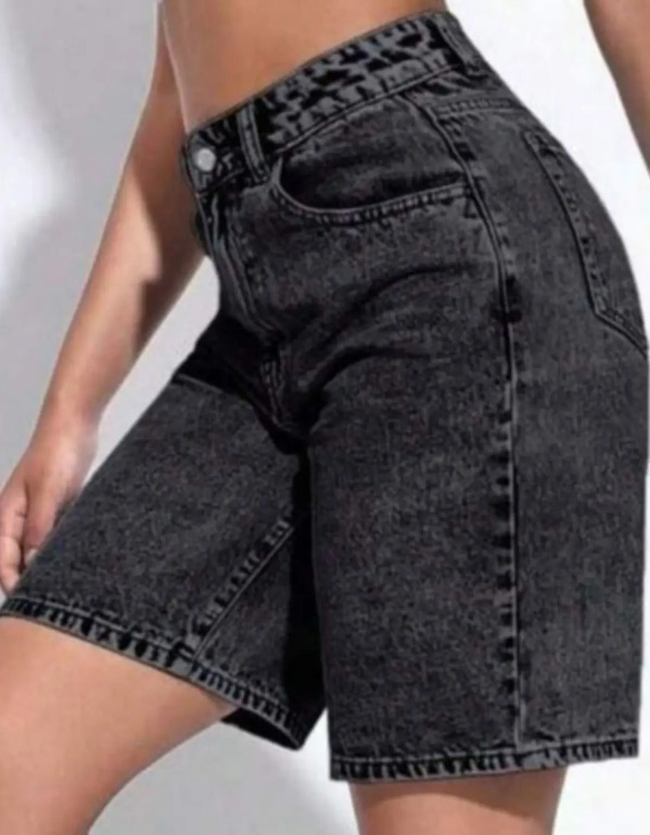 Bermuda Jeans Cintura Alta Feminina Com Estonado Na Lavagem