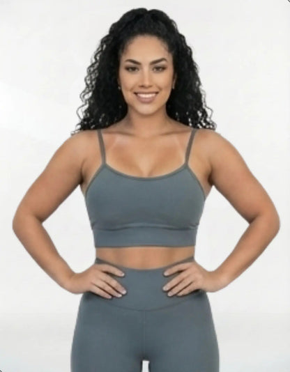 Top Fitness Academina De Alcinha Fina Com Bojo