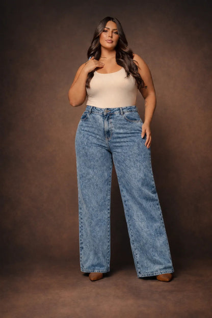 Calça Plus Size Jeans Feminina Wide Leg Levanta Bumbum