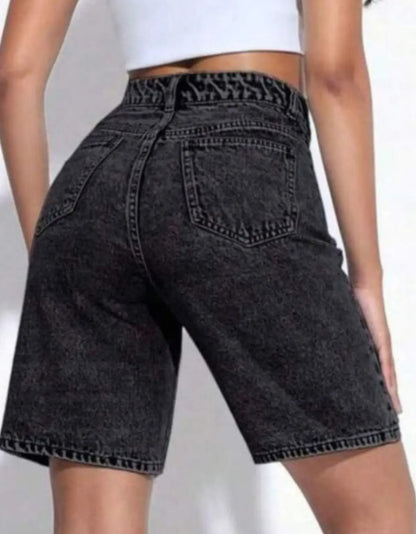 Bermuda Jeans Cintura Alta Feminina Com Estonado Na Lavagem