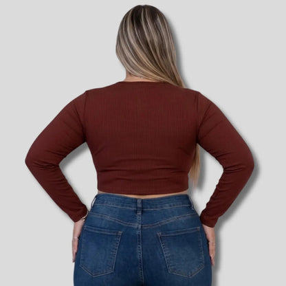 Cropped Feminino Plus Size Manga Longa Com Decote