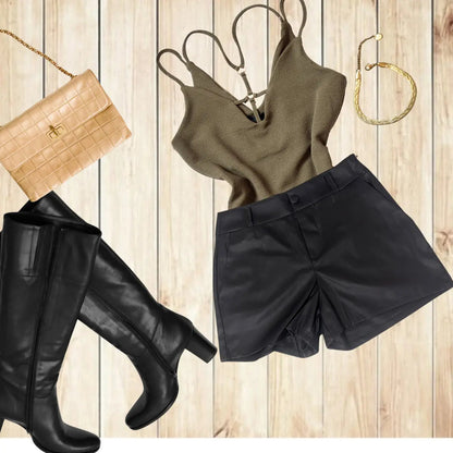 Short Feminino Couro Fake Com Botao Cintura Alta Social