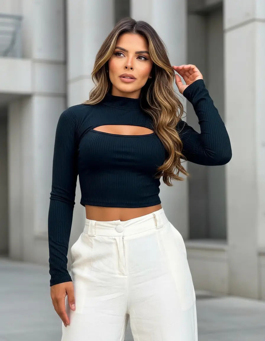 Cropped Gringa Manga Longa Blusinha Blogueira Gola Alta