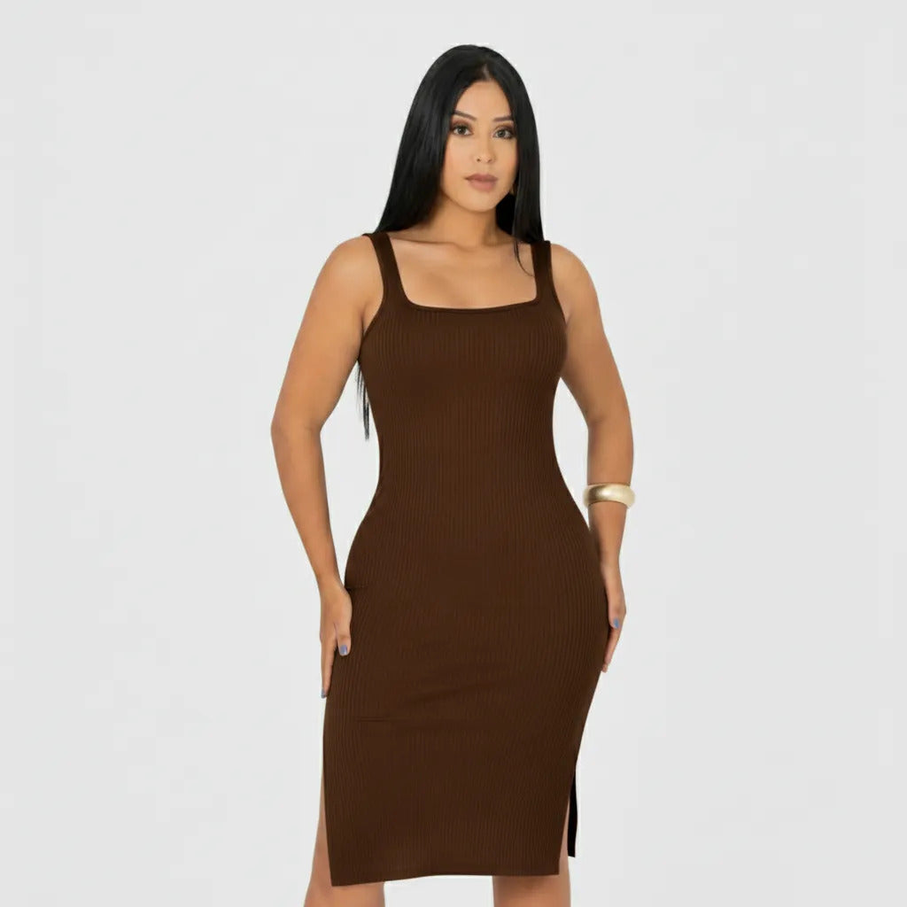 Vestido Midi Canelado Premium Com Alça E Fendas Casual Básico