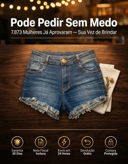 Short Jeans Feminino Cintura Alta Com Lycra Barra Desfiada