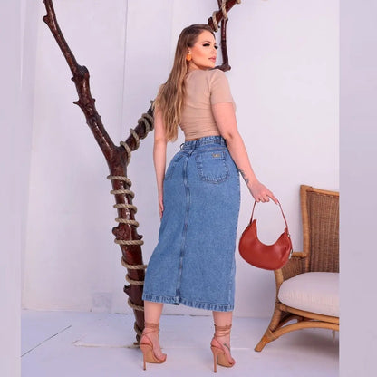 Saia Mídi Jeans Com Fenda Na Frente Tendência