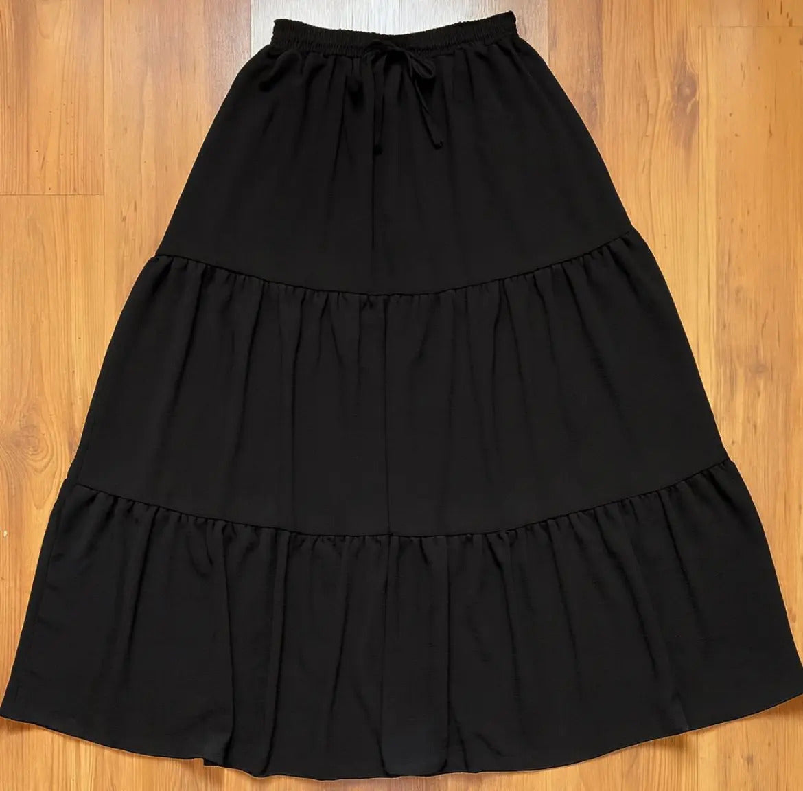 Saia Longa Com Babado Estica Bastante Veste 44 - 52 Elegante